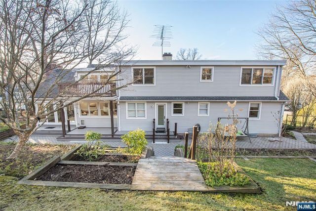 24 Lenox Terrace, West Orange, NJ 07052