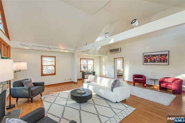 24 Lenox Terrace, West Orange, NJ 07052