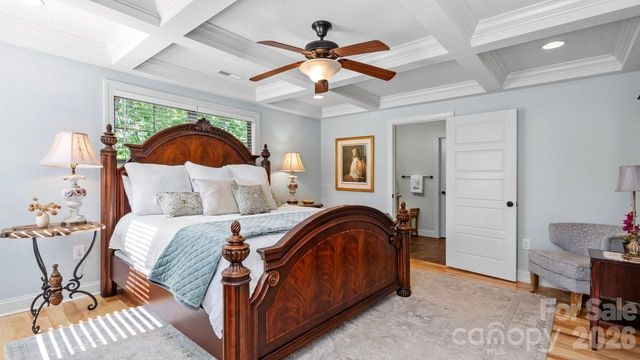 39 Tudor Way, Black Mountain, NC 28711