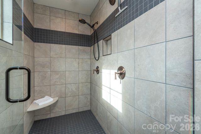 39 Tudor Way, Black Mountain, NC 28711