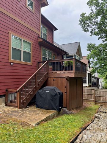 39 Tudor Way, Black Mountain, NC 28711