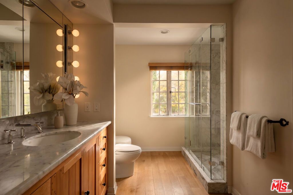 Image 26 of property listing at 23449 Malibu Colony Road 91a, Malibu, CA 90265