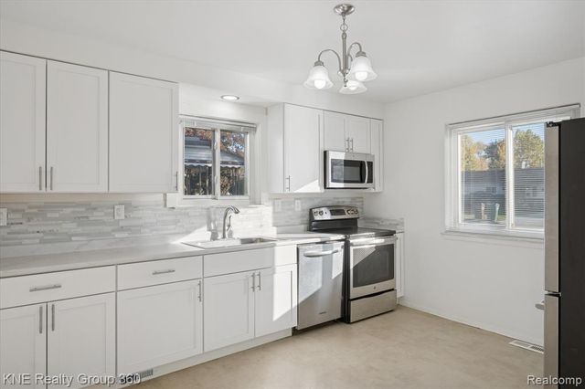 15464 Mulberry Street, Southgate, MI 48195