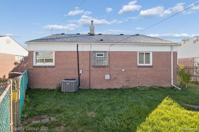 15464 Mulberry Street, Southgate, MI 48195