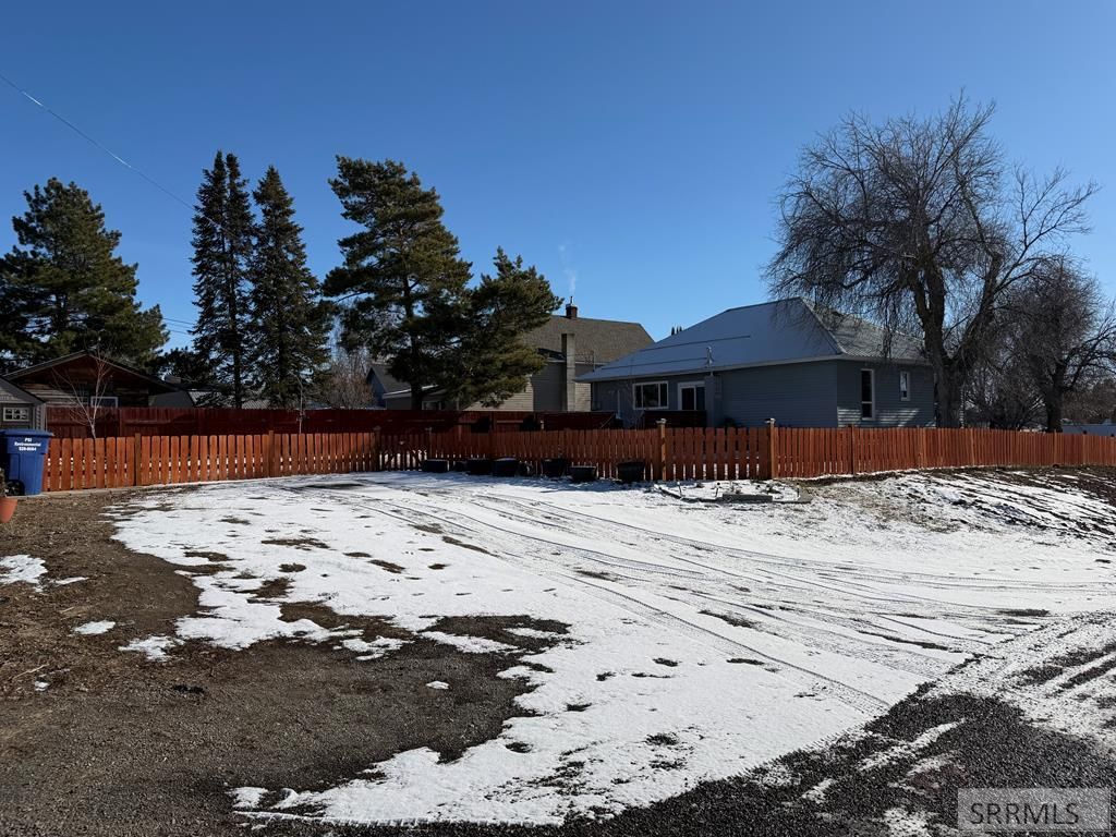 Image 28 of property listing at 645 W 1 N, St Anthony, ID 83445