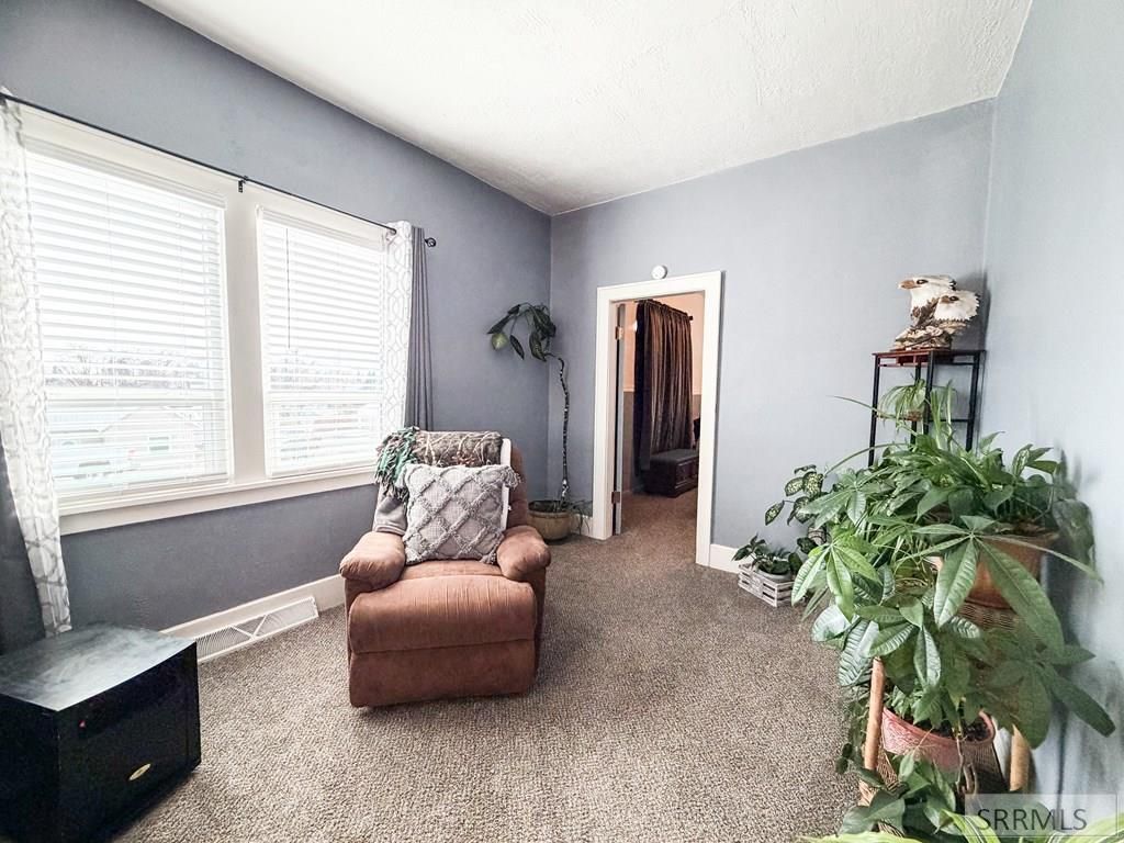 Image 4 of property listing at 645 W 1 N, St Anthony, ID 83445