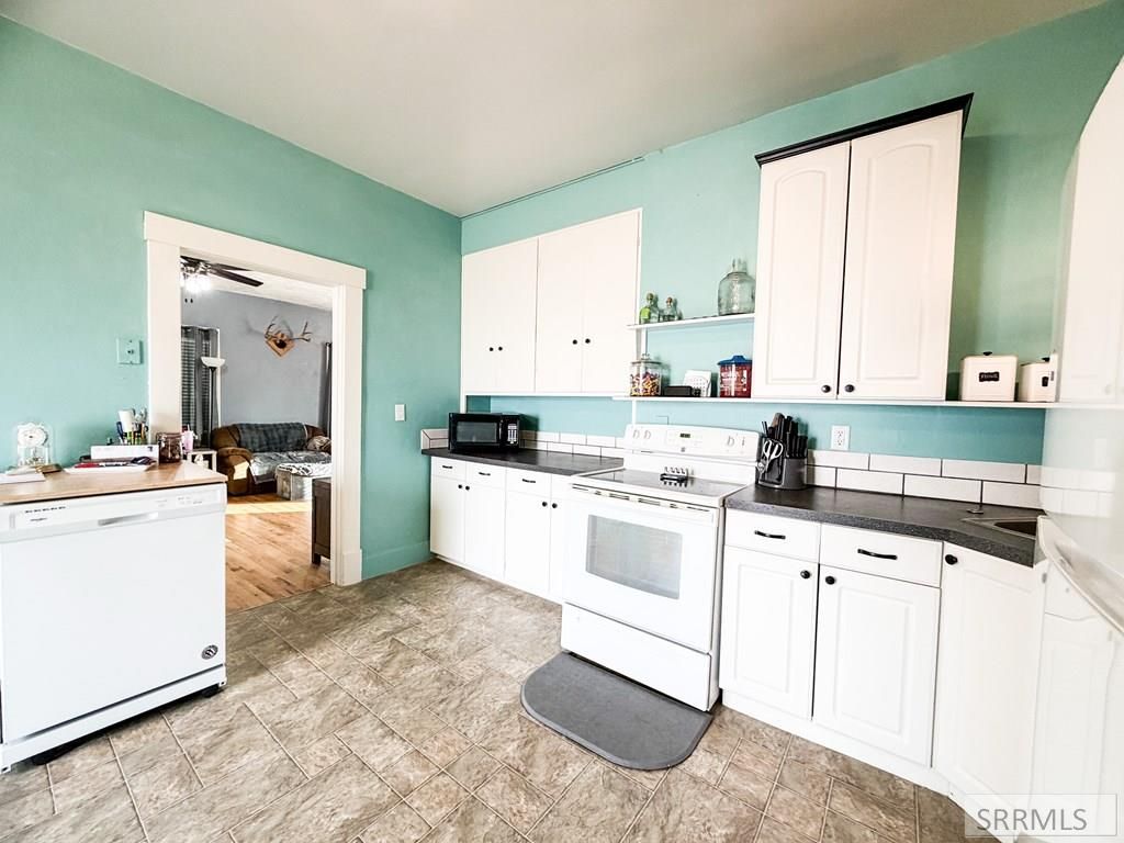 Image 9 of property listing at 645 W 1 N, St Anthony, ID 83445