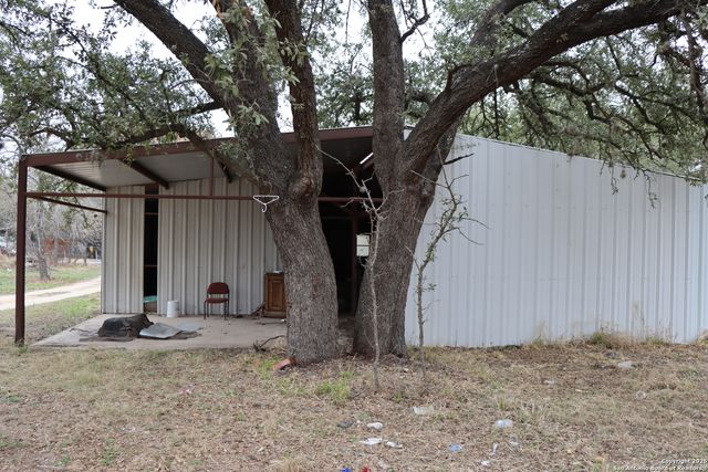 85 Dawnridge, Poteet, TX 78065
