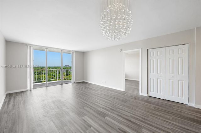 16740 NE 9th Avenue 809, North Miami Beach, FL 33162