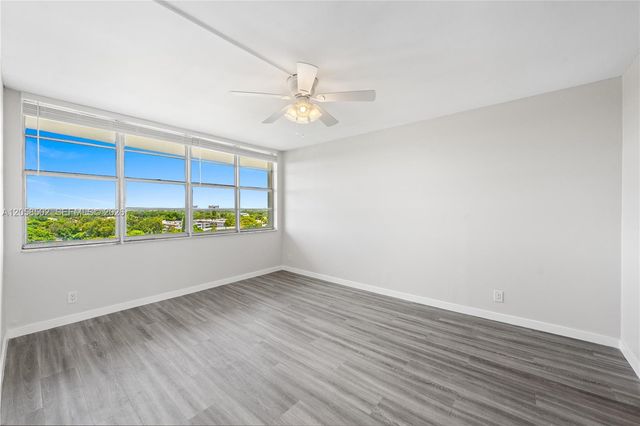 16740 NE 9th Avenue 809, North Miami Beach, FL 33162