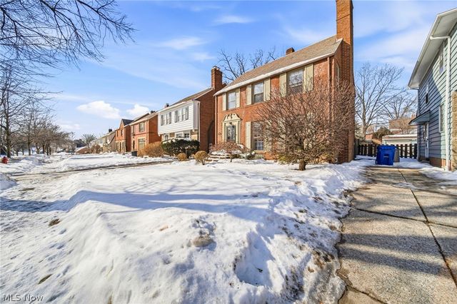 2476 Channing Road, University Heights, OH 44118