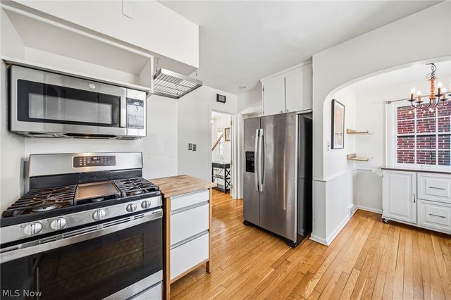 2476 Channing Road, University Heights, OH 44118