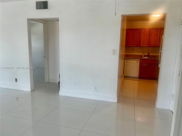 405 S Pine Island Rd 403D, Plantation, FL 33324