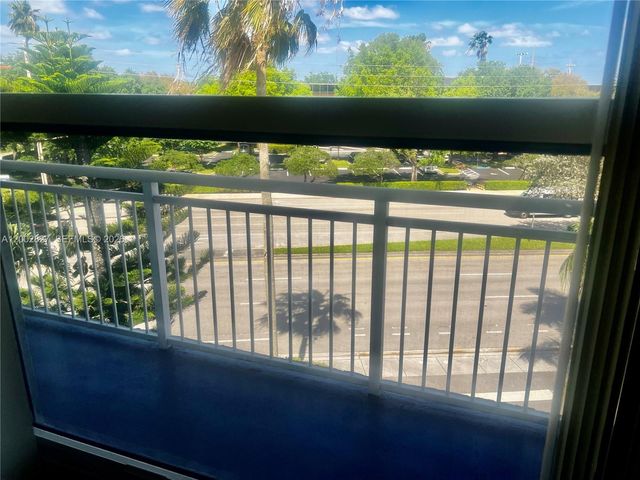 405 S Pine Island Rd 403D, Plantation, FL 33324