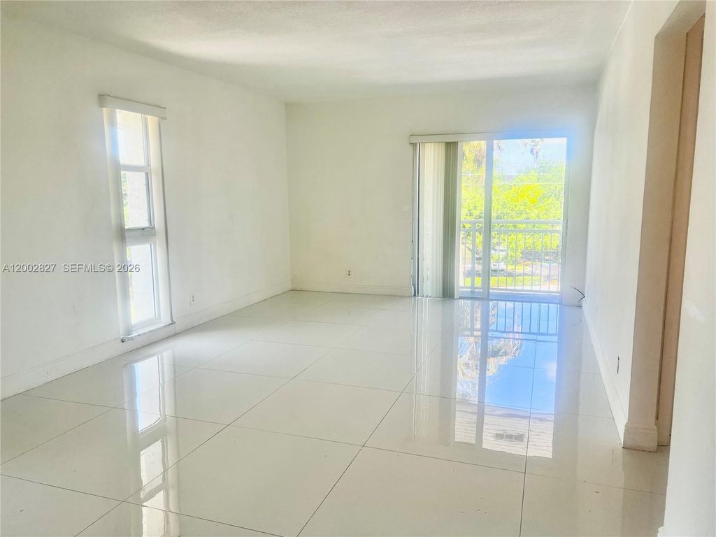 405 S Pine Island Rd 403D, Plantation, FL 33324