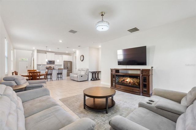 8720 PACIFIC DUNES DR, Davenport, FL 33896