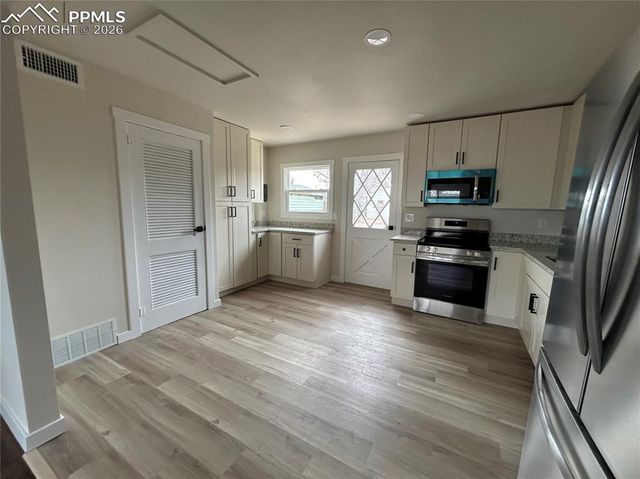 1305 Rockwood Avenue, Colorado Springs, CO 80905