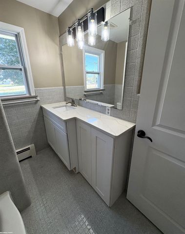 8760 Gratiot Road, Columbus, MI 48063