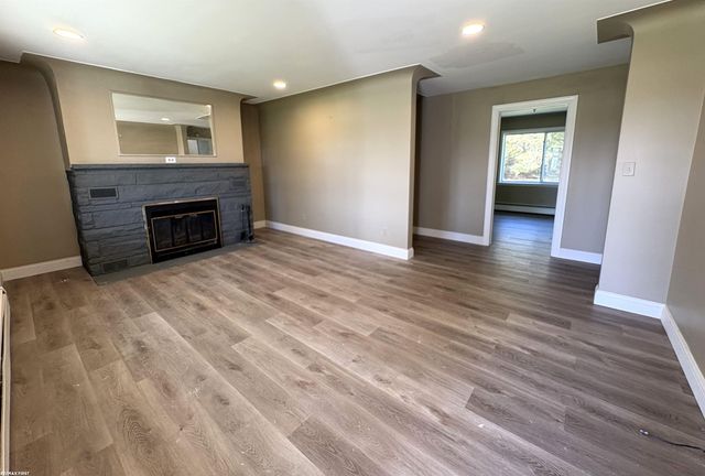 8760 Gratiot Road, Columbus, MI 48063