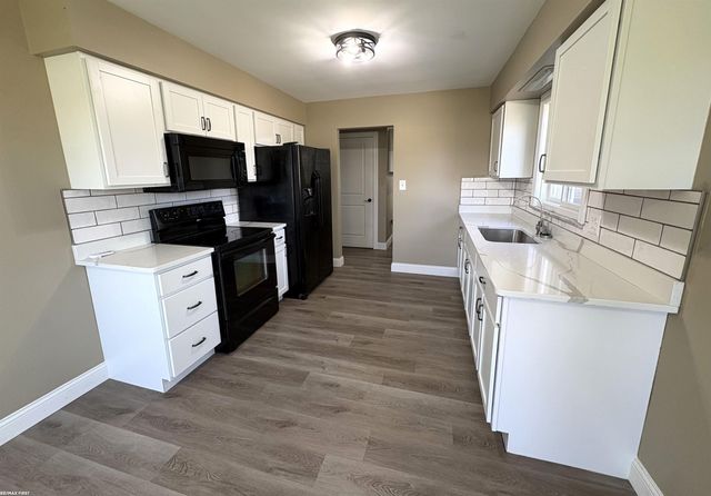 8760 Gratiot Road, Columbus, MI 48063