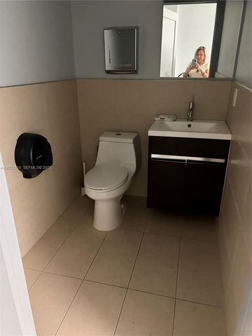 285 NW 27th Ave 9, Miami, FL 33125