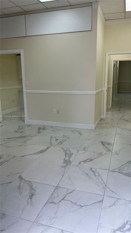 285 NW 27th Ave 9, Miami, FL 33125