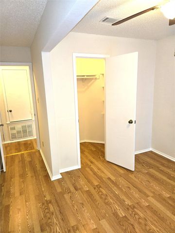 203 S Mitchell St ST 4, San Marcos, TX 78666