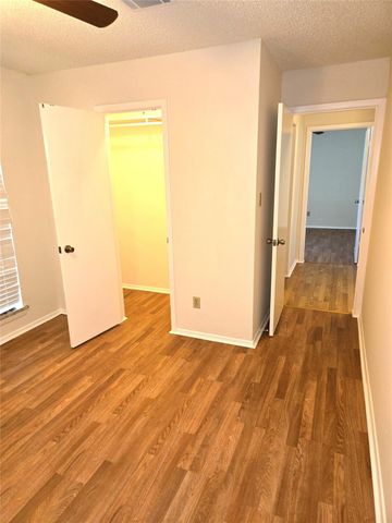 203 S Mitchell St ST 4, San Marcos, TX 78666