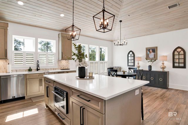 27071 Palmetto Drive, Orange Beach, AL 36561