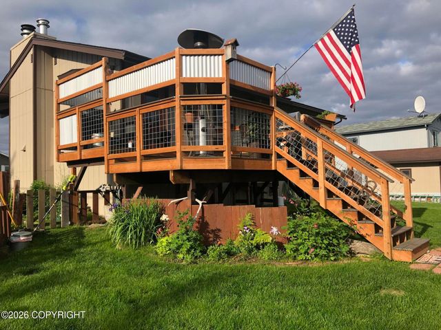 304 W Katmai Avenue, Soldotna, AK 99669