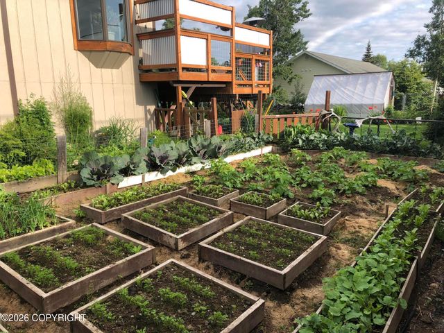 304 W Katmai Avenue, Soldotna, AK 99669