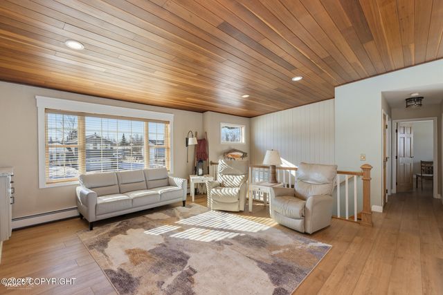 304 W Katmai Avenue, Soldotna, AK 99669