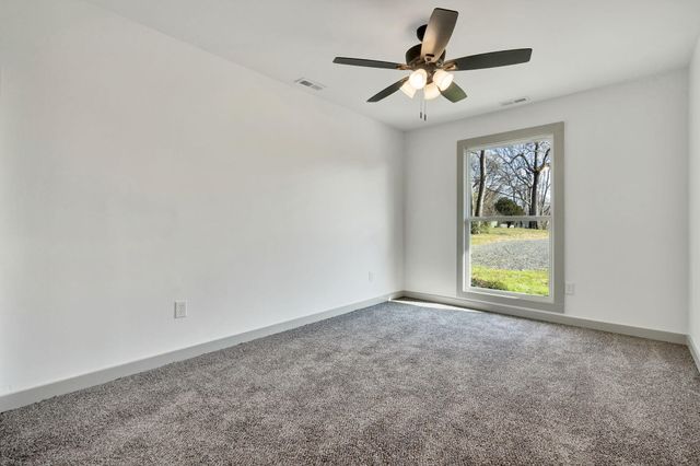 535 Wildwood Avenue SE, Cleveland, TN 37311