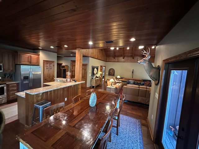 570 Little Mdw Way, Laurel Hill, FL 32567