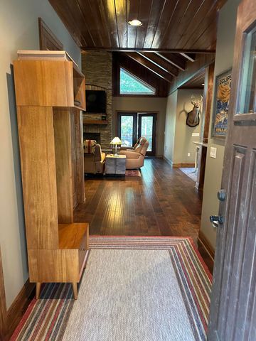 570 Little Mdw Way, Laurel Hill, FL 32567