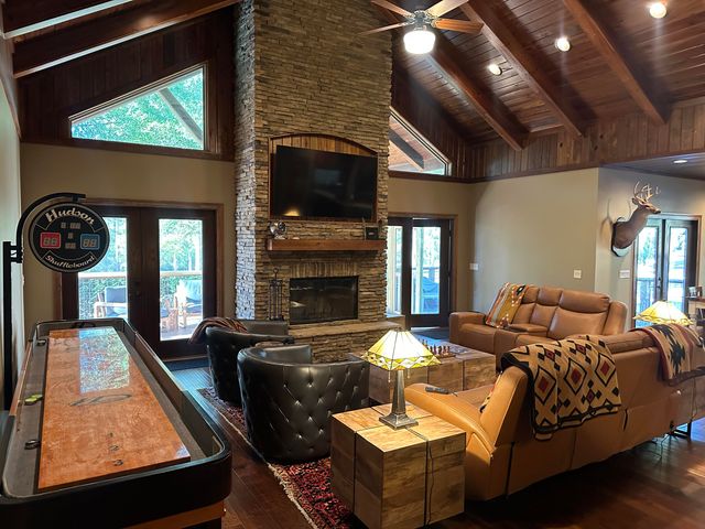 570 Little Mdw Way, Laurel Hill, FL 32567