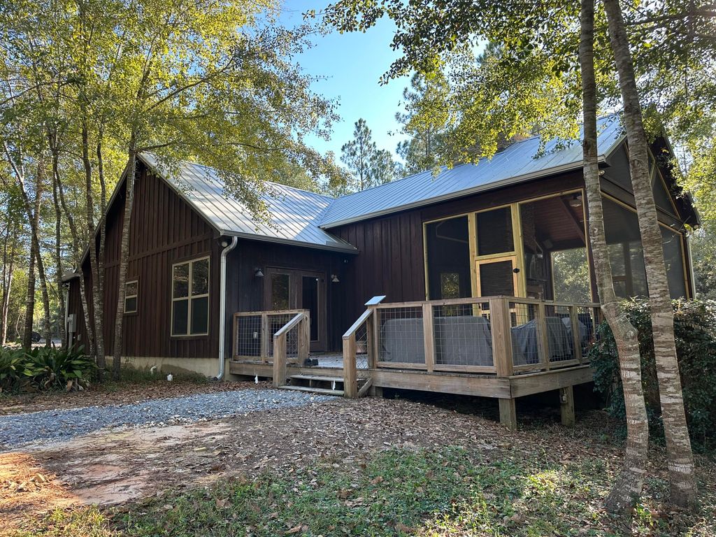 570 Little Mdw Way, Laurel Hill, FL 32567