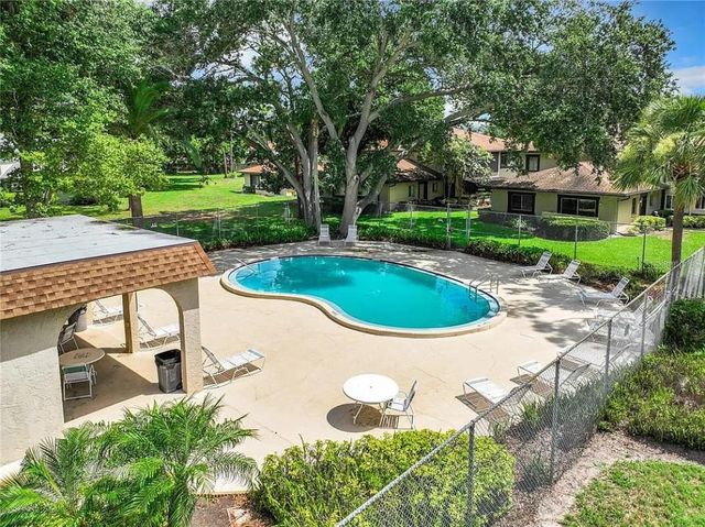 1845 BOUGH AVENUE B, Clearwater, FL 33760