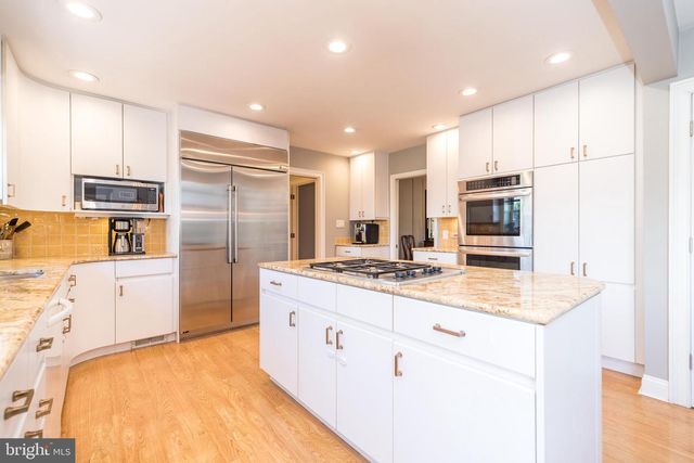 1440 JOEL DR, Ambler, PA 19002
