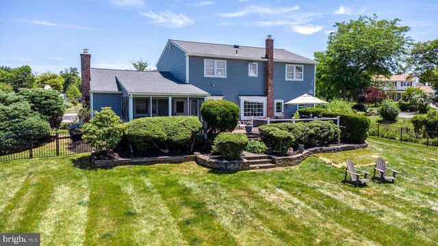 1440 JOEL DR, Ambler, PA 19002