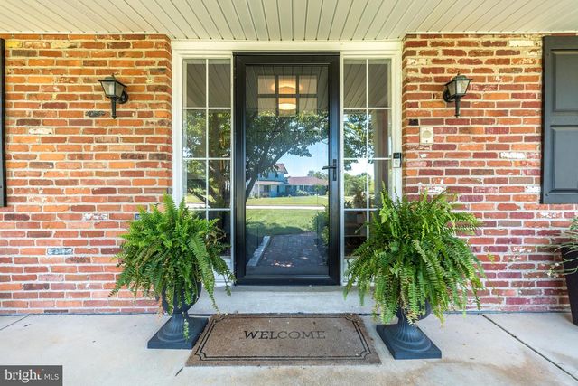 1440 JOEL DR, Ambler, PA 19002