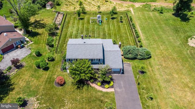 1440 JOEL DR, Ambler, PA 19002