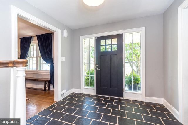 1440 JOEL DR, Ambler, PA 19002