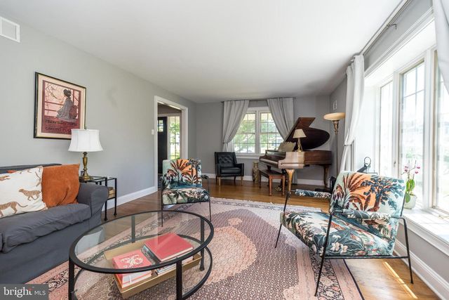 1440 JOEL DR, Ambler, PA 19002