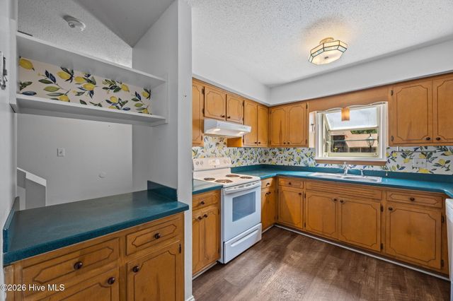 92 Quarterdeck Townes, New Bern, NC 28562