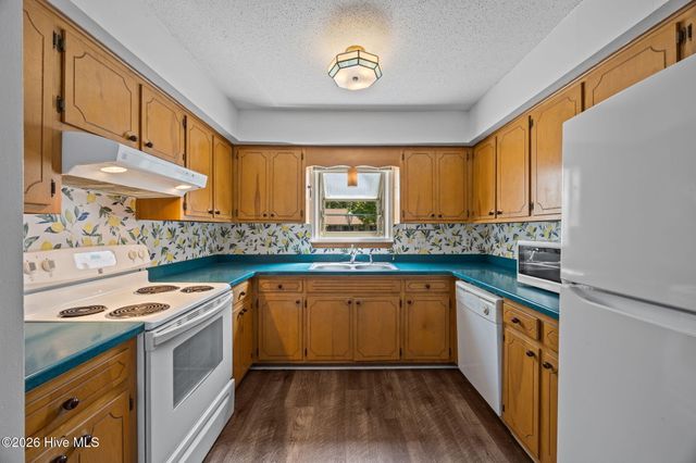 92 Quarterdeck Townes, New Bern, NC 28562