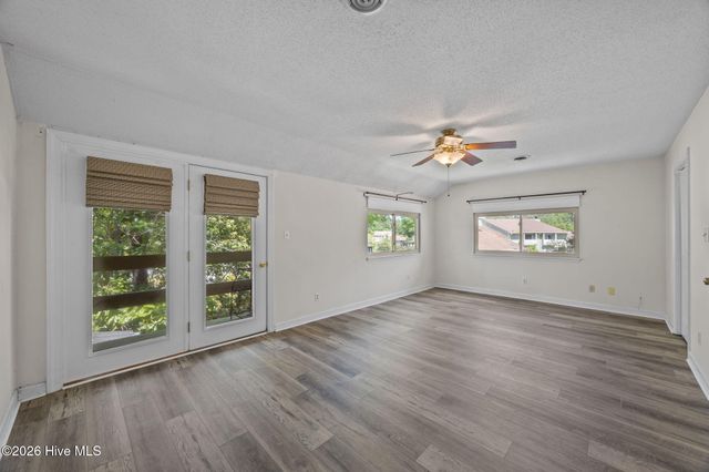 92 Quarterdeck Townes, New Bern, NC 28562