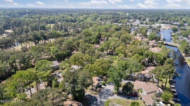 92 Quarterdeck Townes, New Bern, NC 28562