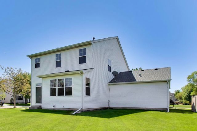 615 Paris Avenue, Oswego, IL 60543