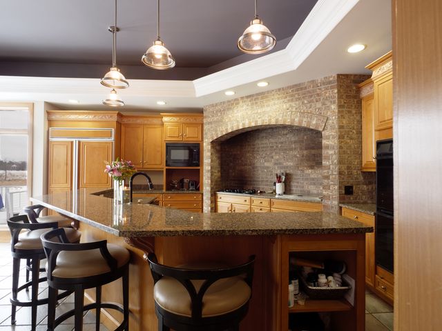 4205 Royal Fox Drive, St. Charles, IL 60174